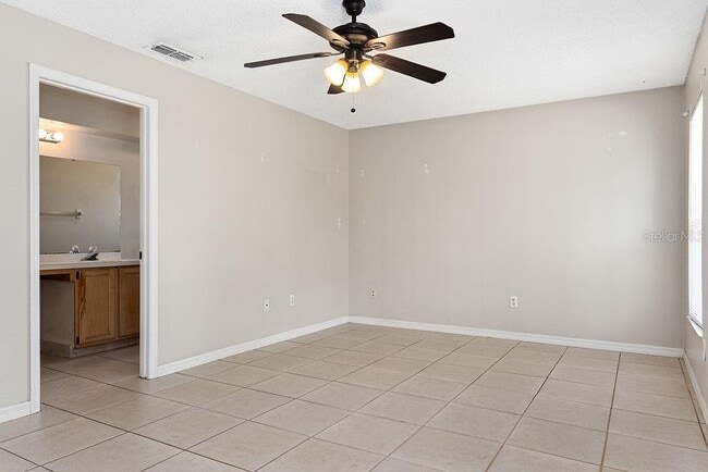 Building Photo - 1344 Bladon Ave