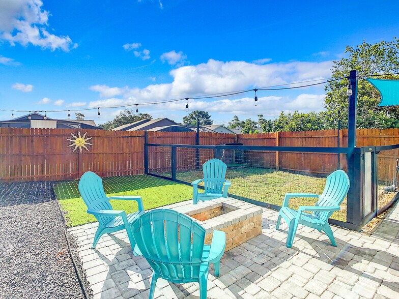 Building Photo - 1373 San Diego Ct