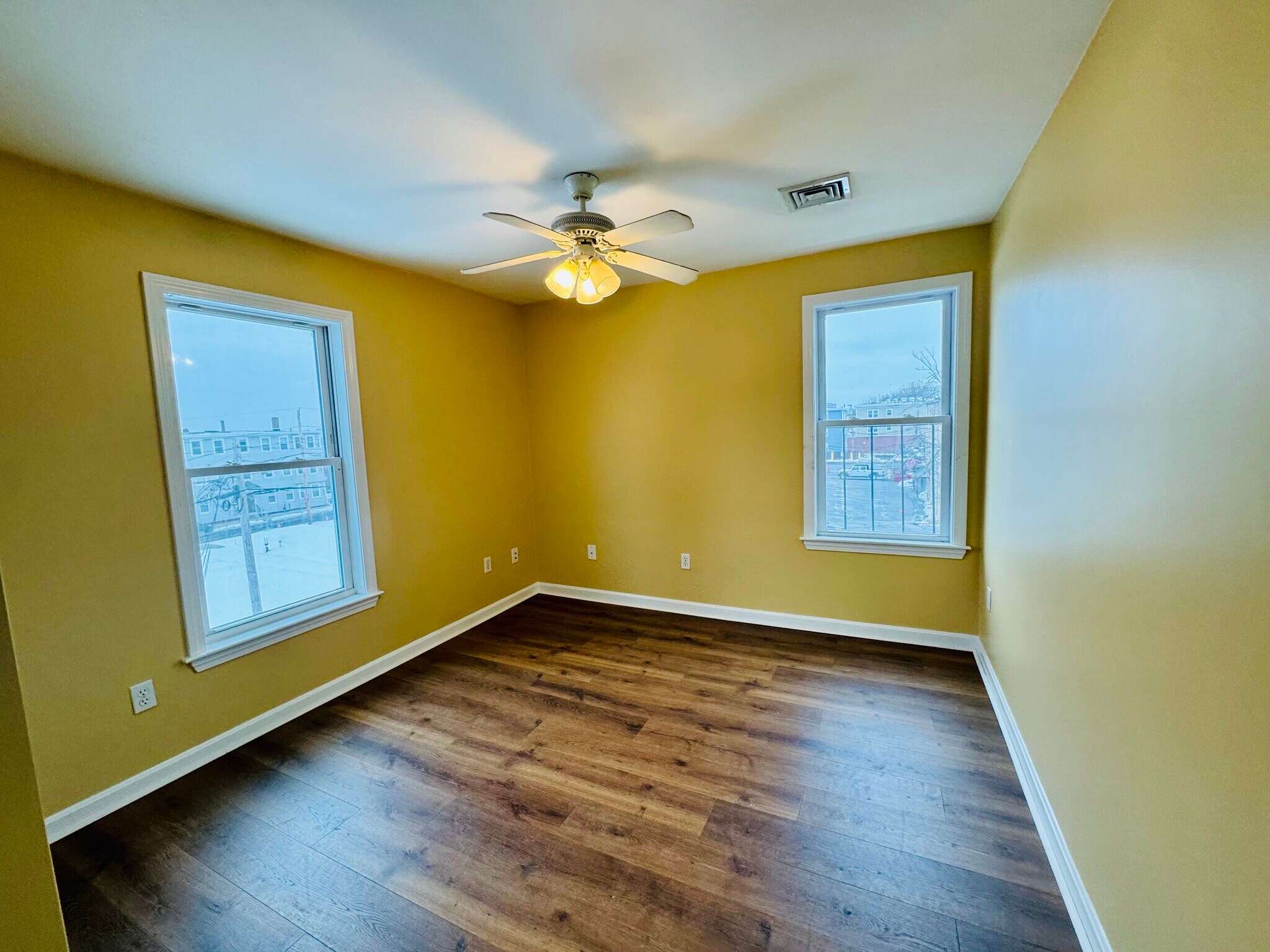 Building Photo - 163 Atwells Ave