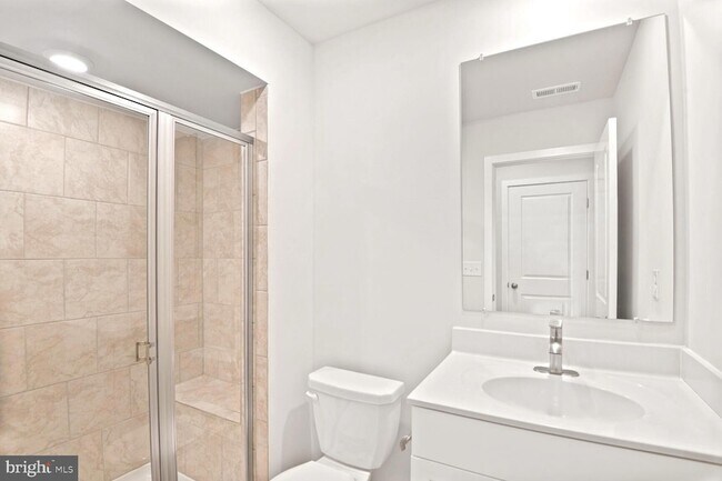 Building Photo - 6835 Winterhill Ln