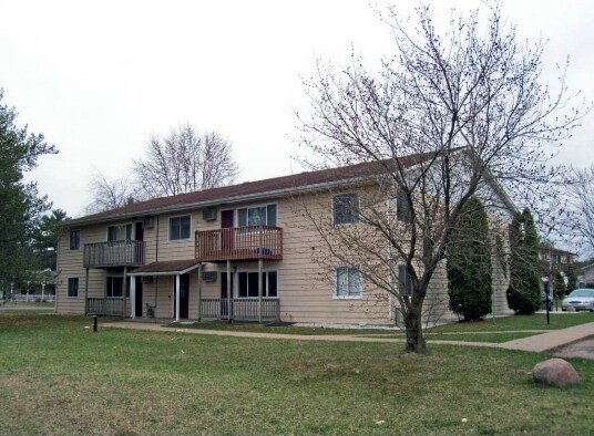 Building Photo - Tall Timbers