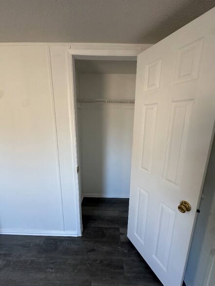 Building Photo - 6021 Quanah Hill Rd