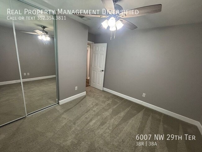Building Photo - 6007 NW 29th Ter