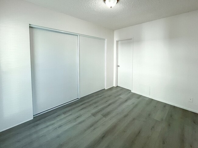 Building Photo - 1 Bed Apartment in Prime Playa Del Rey -  ...