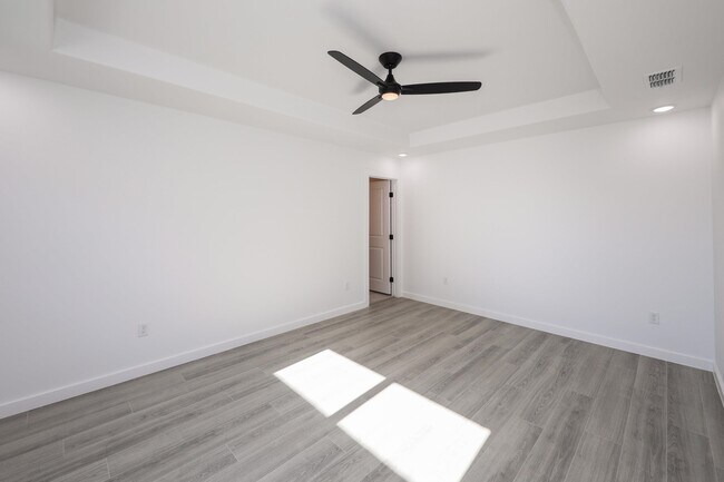 Building Photo - 8218 Casa Verde Rd