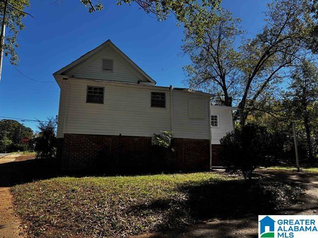 Building Photo - 244 Fairfax Ave