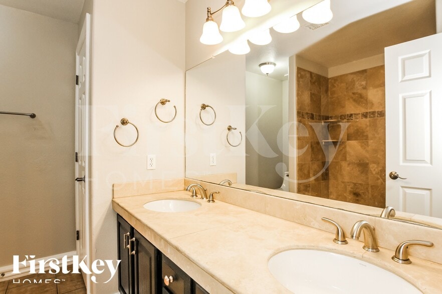 Building Photo - 15077 N 85th Ave