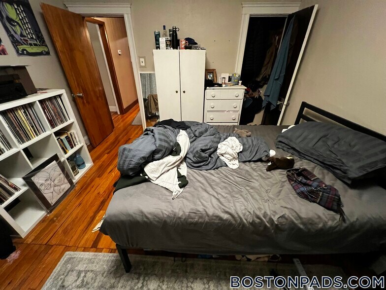 Building Photo - 78-80 Frederick Ave.