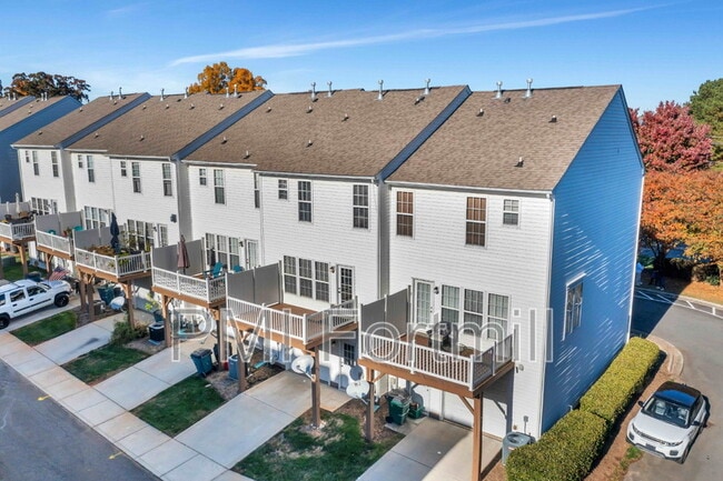 Building Photo - 15744 Kensington Palace Ln