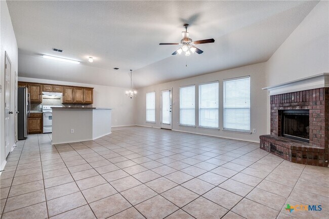 Building Photo - 1662 Sunspur Rd