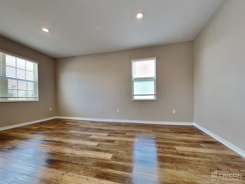 Building Photo - 4349 Carrabelle River Ln