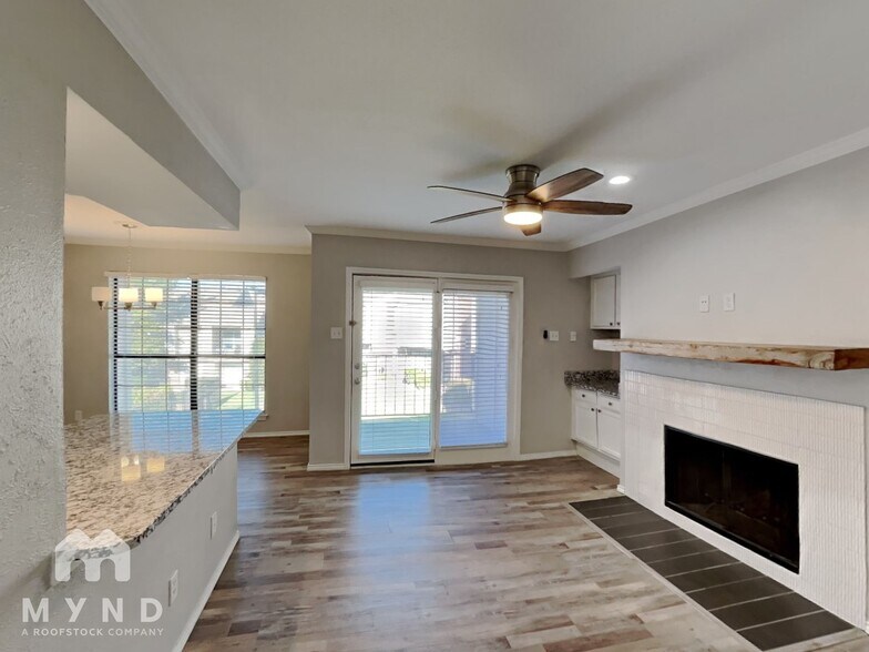 Building Photo - 5726 Marvin Loving Dr