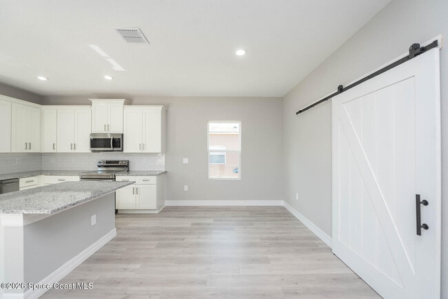 Building Photo - 1106 Homer St NW