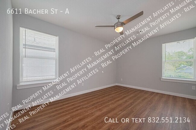 Building Photo - 6611 Bacher St