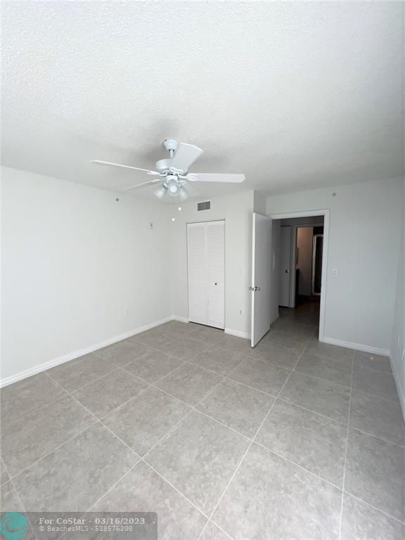 Building Photo - 4836 N State Rd 7