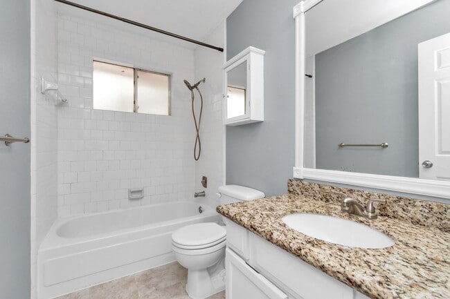 Building Photo - 36 N Morningwood Ct