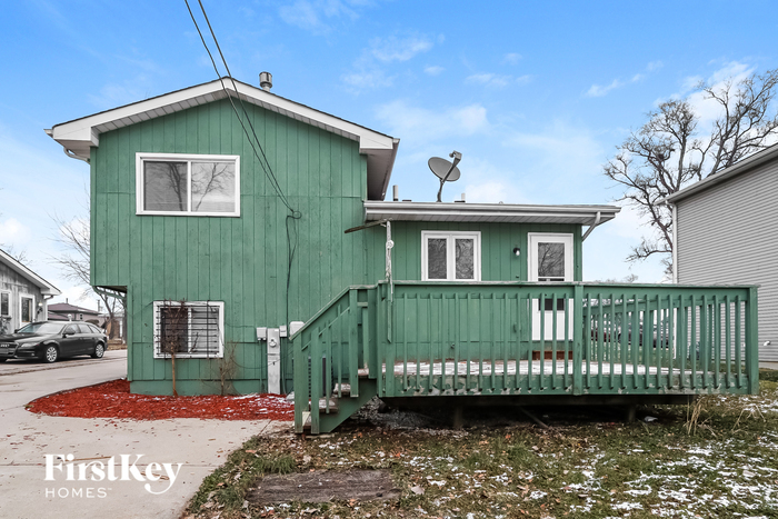 Building Photo - 458 E Red Oak St