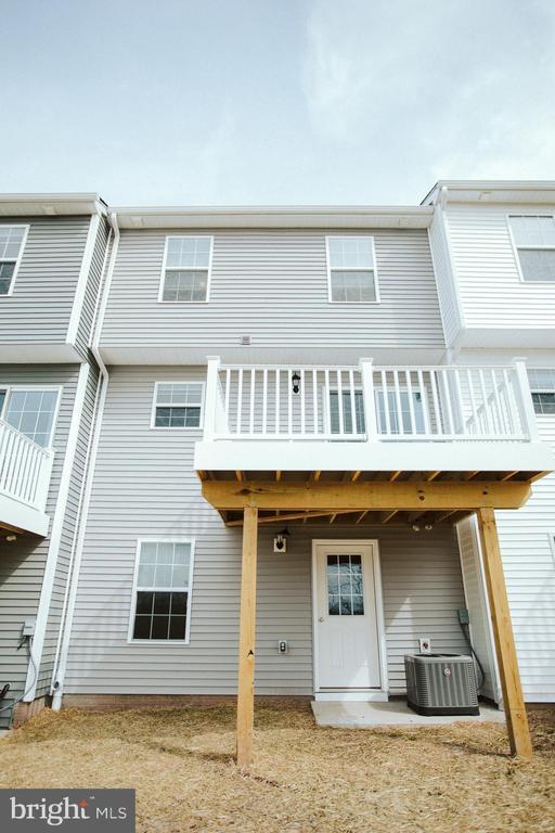 Building Photo - 12 Millrace Ct