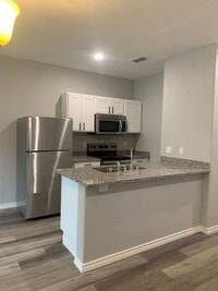 Building Photo - Brand New 1-Bedroom Apartment in the Heart of Lindale!