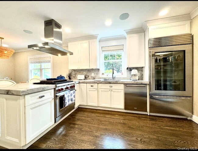 Building Photo - 42 Franklin Ave