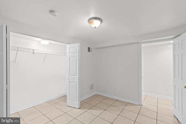 Building Photo - 607 Florida Ave NW