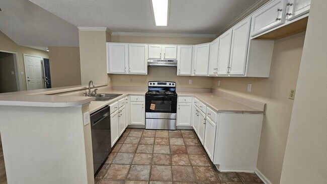 Building Photo - 6967 Showboat Ln
