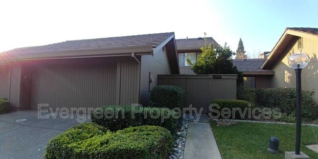 Building Photo - 11458 Coloma Rd