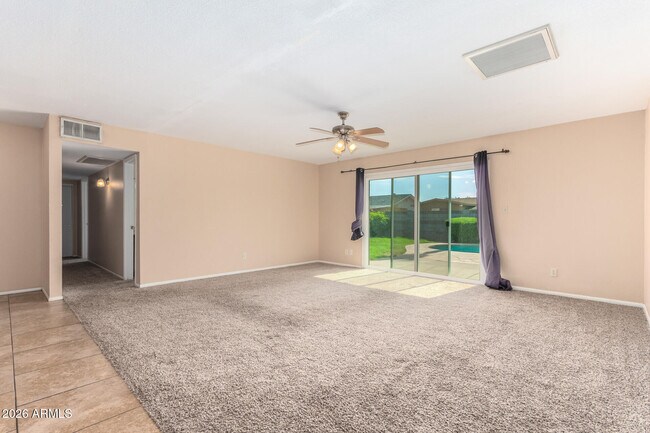 Building Photo - 1890 E Loma Vista Dr