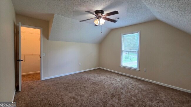 Building Photo - 31 Springfield Ct