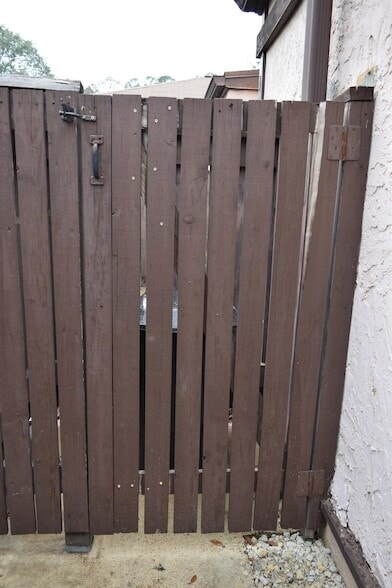 Building Photo - 410 Westwood Dr