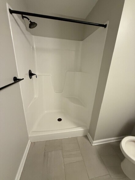 Building Photo - 1504 Ewing Pk Lp