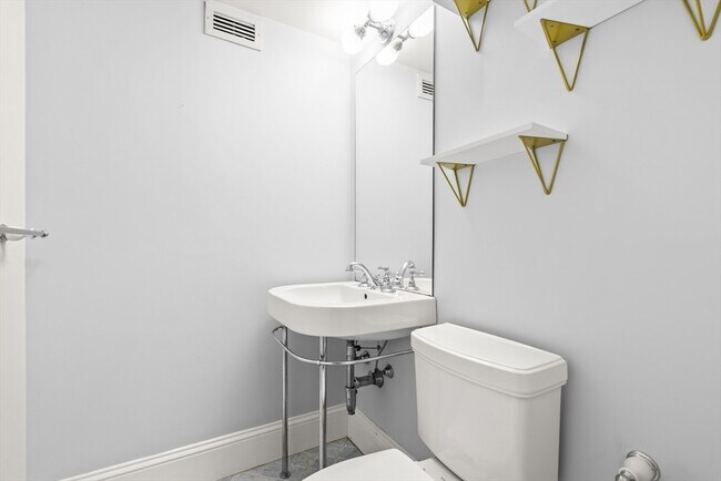 Building Photo - 50 Longwood Ave