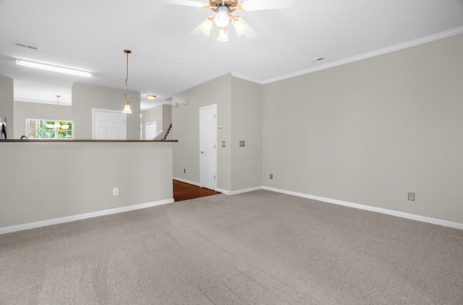 Building Photo - 202 Tallula Ln