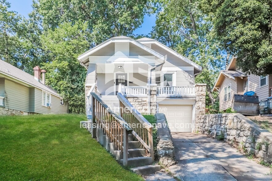 Primary Photo - 5530 Garfield Ave