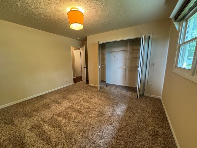 Building Photo - 1701 S Tower Rd