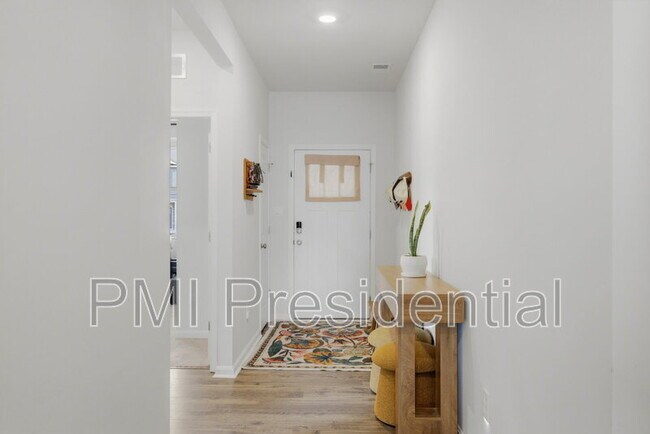 Building Photo - 11070 Chappell Crk Cir