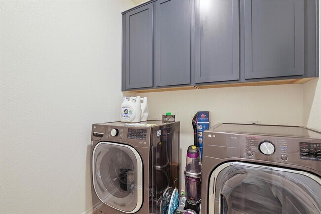 Building Photo - 14500 Jackson Browning Ln