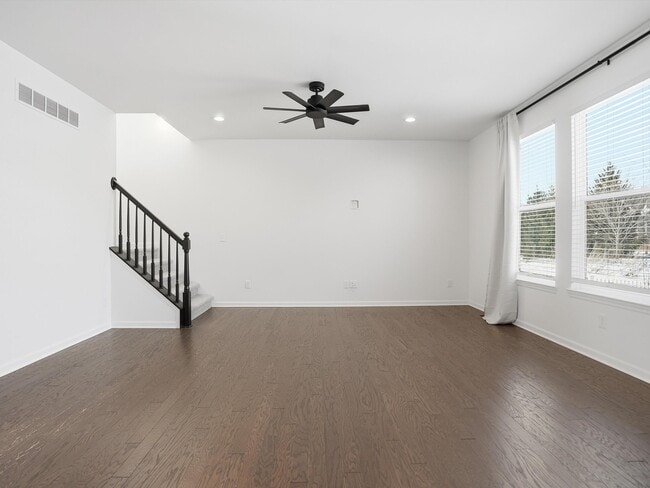 Building Photo - 6246 Hawthorne Ave