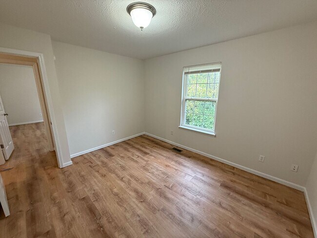 Building Photo - 4114-4116 Hidden Creek Ct.