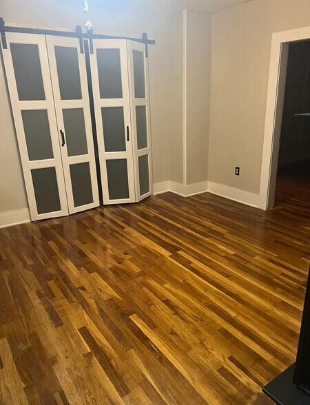 Building Photo - 46 N Main St