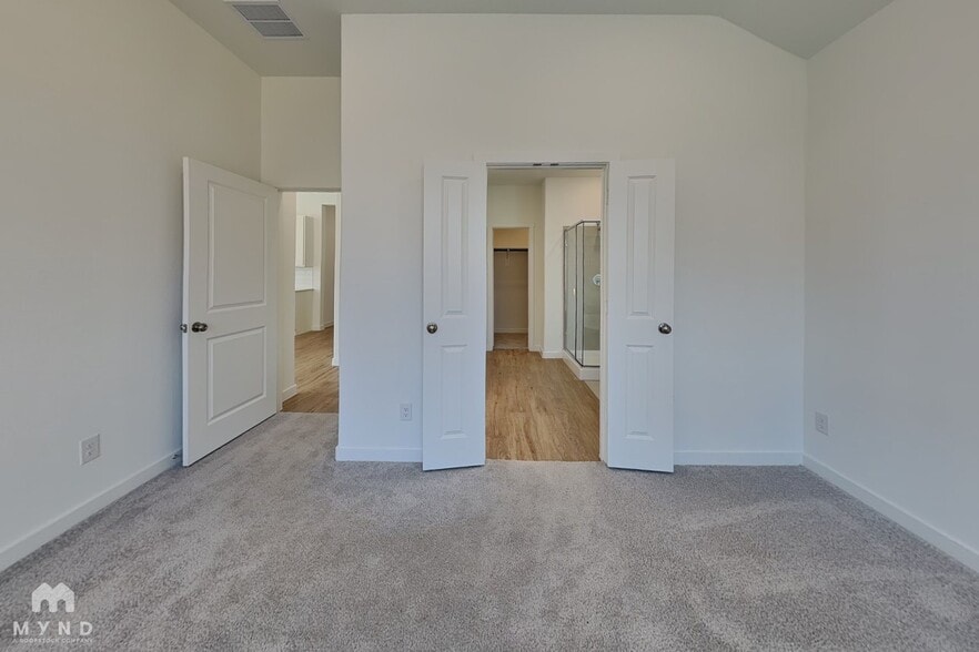 Building Photo - 804 Demelza Dr
