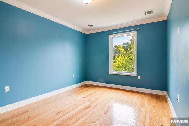 Building Photo - 1503 Whitney Ln