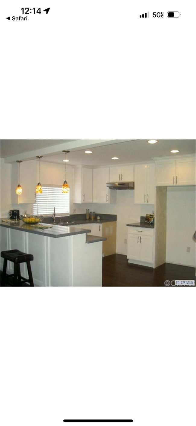 Building Photo - 6431 Roble Ave