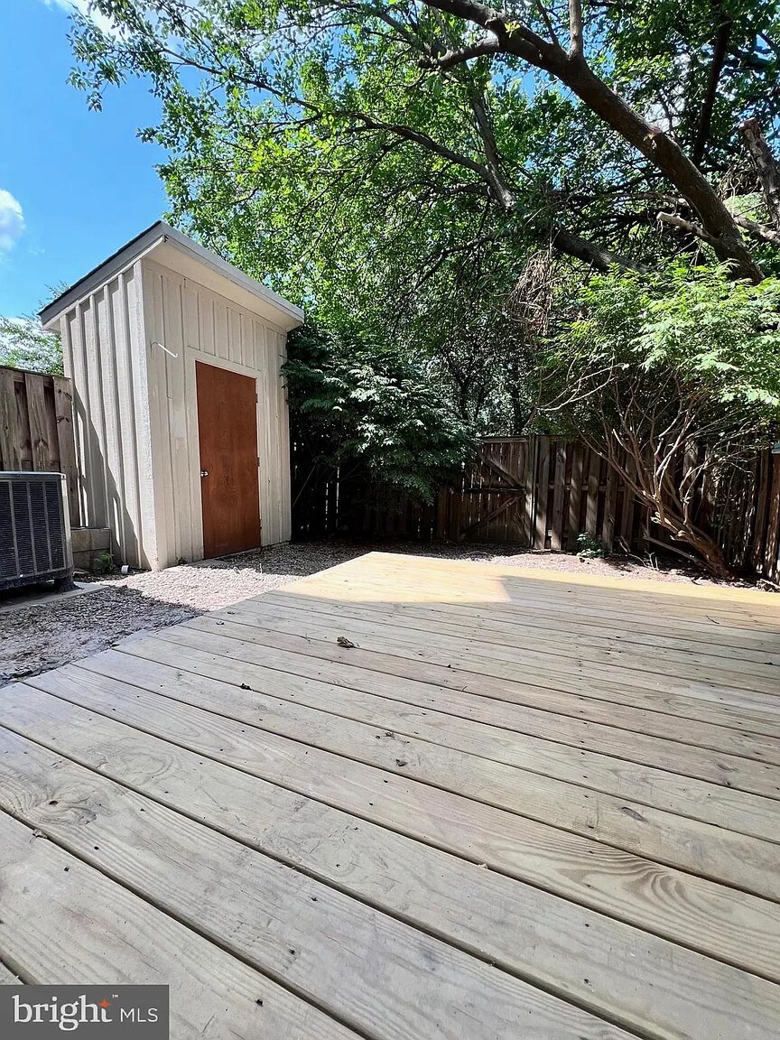 23Backyard - 2213 Christy Pl