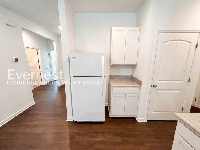 Building Photo - 3-Bed/ 2-Bath Home in Antioch/Available Now!