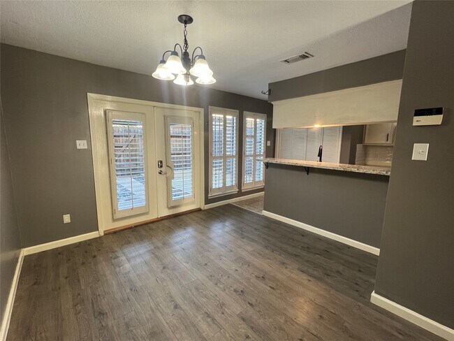 Building Photo - 6700 Richardson Rd