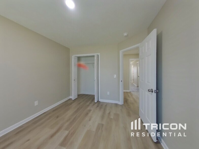 Building Photo - 400 Ashby Pl