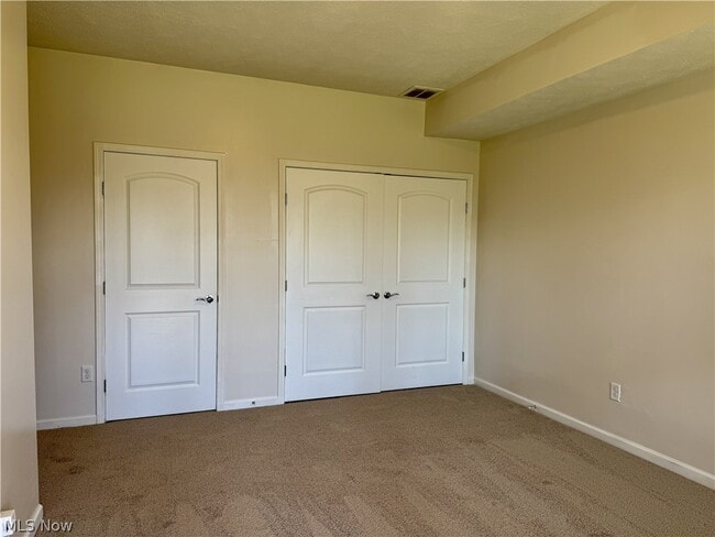 Building Photo - 6648 Park Pointe Ct