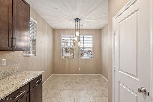 Building Photo - 2698 Frabiele St