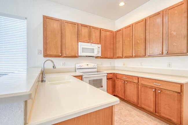 Building Photo - 139 2 Pine Dr